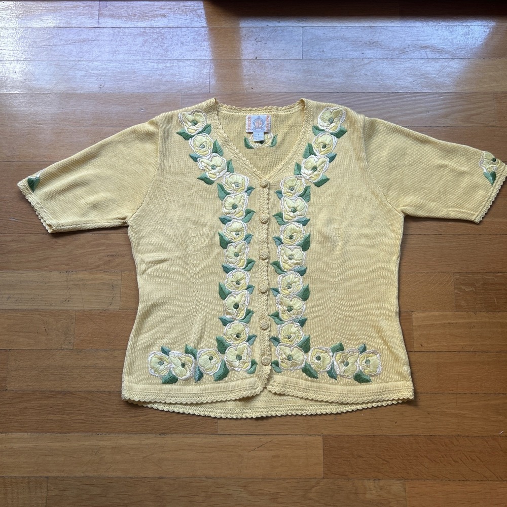 Vintage Yellow Cotton Cardigan Floral Embroidery Short Sleeve Cottagecore S - Picture 2 of 9